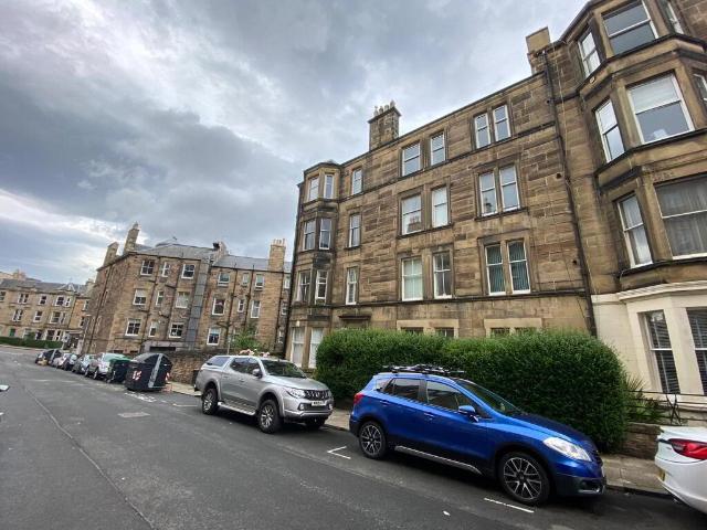 apartment in 5 Comiston Terrace, Morningside, Edinburgh, EH10 6AJ
