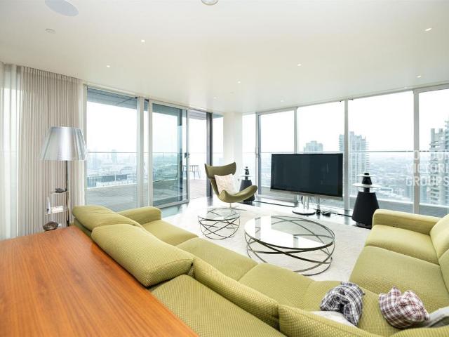 apartment in 5 Moor Lane, LONDON