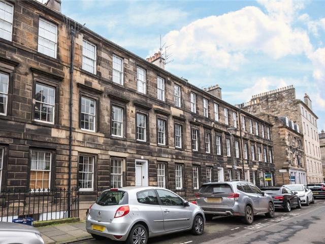 apartment in 65B Cumberland Street, Edinburgh, EH3 6RD