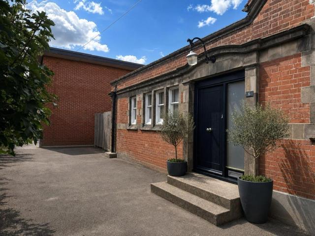 apartment in 6 The Old Grammar School Waterloo Avenue, Leiston, IP16