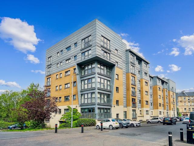 apartment in 78 Barrland Street, Flat 5 1, Pollokshields, Glasgow, G41 1RA