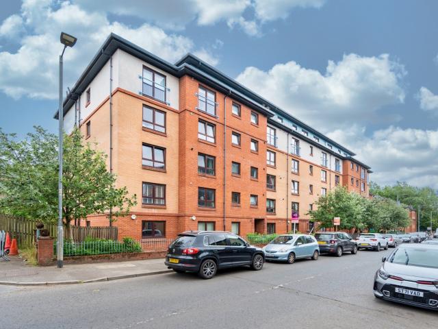 apartment in 84 0/2 Firhill Road, Glasgow, G20 7AL