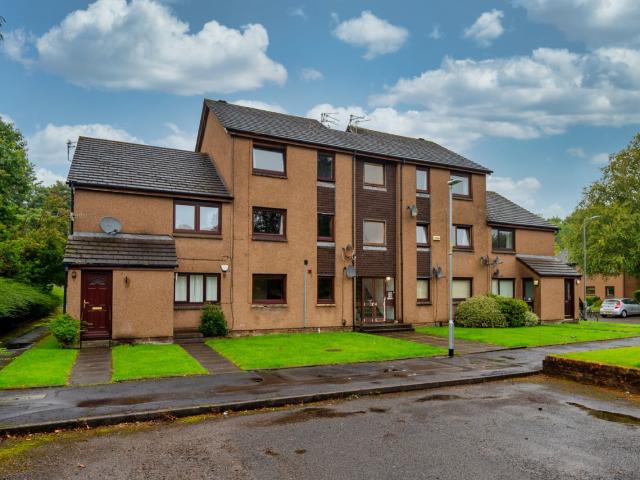 apartment in 9 Flat 0 1 Fortingall Avenue, Kelvindale, Glasgow, G12 0LR