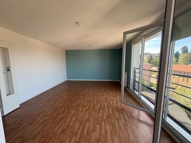 apartment in COURS