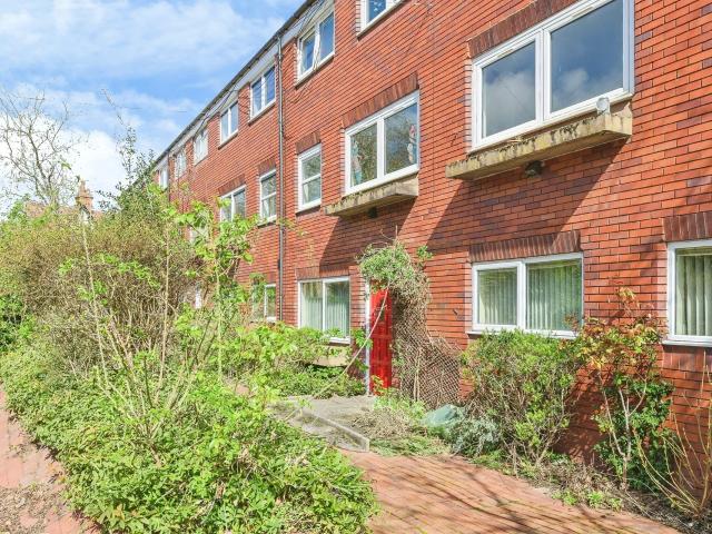 apartment in Coleshill Street B72