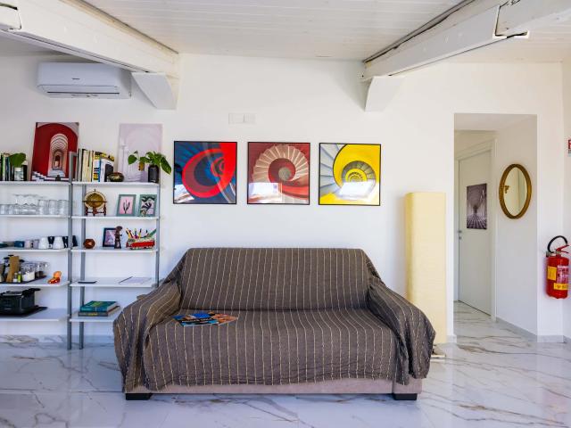 Apartment in Corso Giuseppe Garibaldi, Napoli for 77 m² with 2 bedrooms