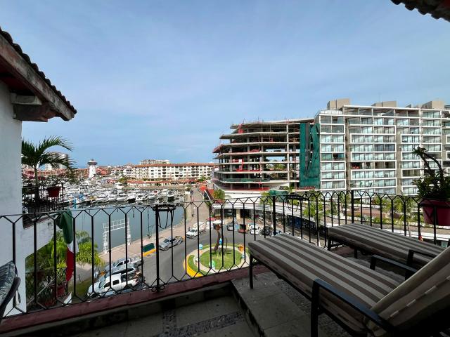 house in Calle Popa 18, Marina Vallarta, 48335 Puerto Vallarta, Jal, México