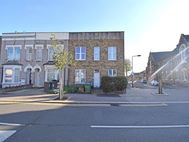 apartment in Cann Hall Road, London United Kingdom