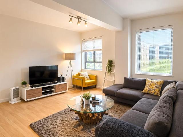 apartment in Cape Town City Centre, Cape Town, Western Cape