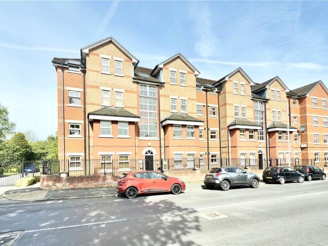 apartment in Capitol Court, 360 Parrs Wood Road, Didsbury, Manchester, M20 6FT