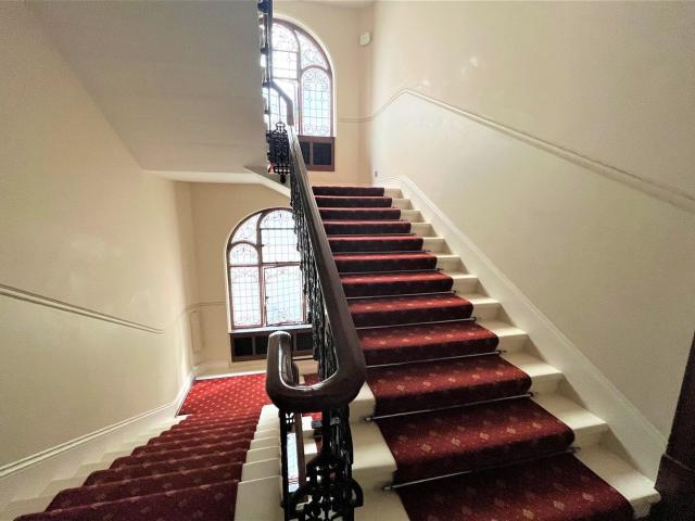 apartment in Carlisle Mansions, SW1P 1EZ