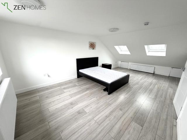 apartment in Carlton Terrace, Great Cambridge Road, London