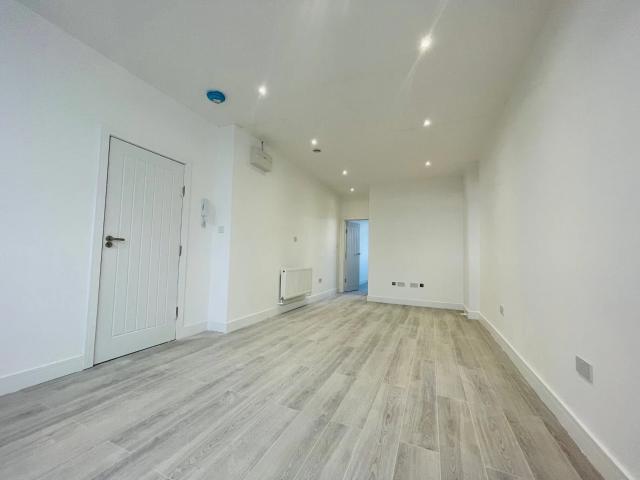 apartment in Carters Green High Street WEST BROMWICH B70