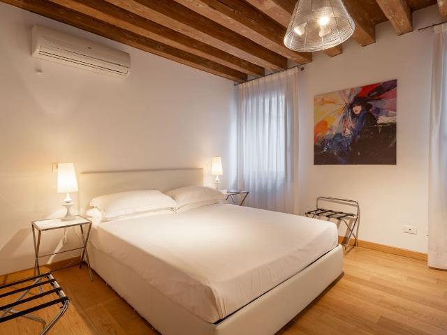 Apartment in Castello, Venice, Venice Amsterdam Apartments for Rent