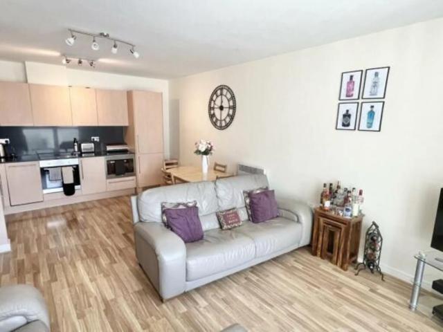 apartment in Centenary Plaza