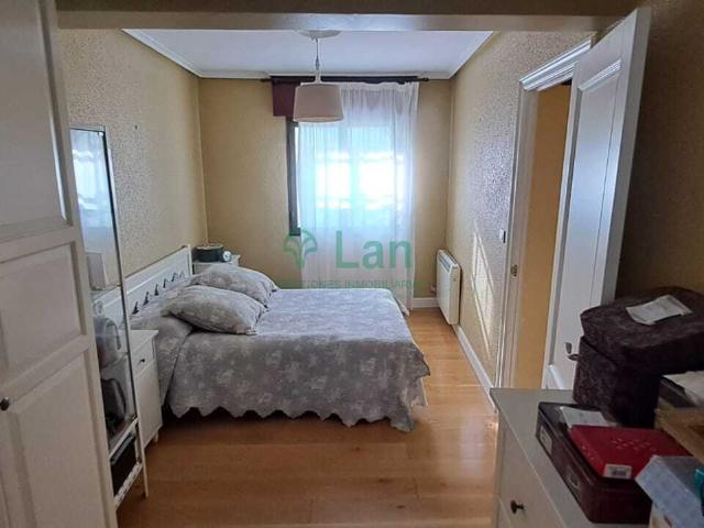 apartment in Centro, Santurtzi, Bizkaia