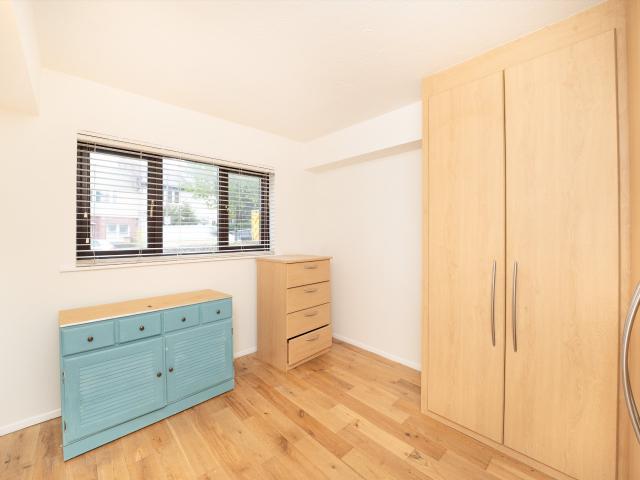 apartment in Church Lane,, SW17
