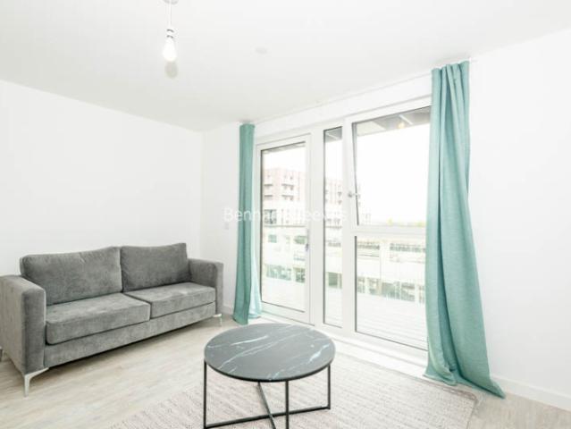 apartment in Chamberlain Court, Ironworks Way, E13