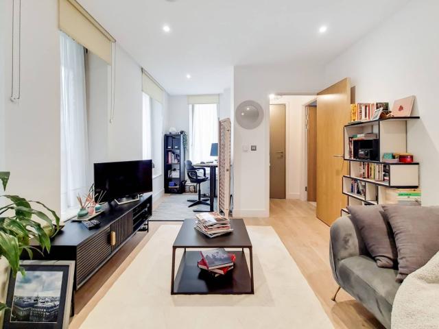 apartment in Chandlers Avenue