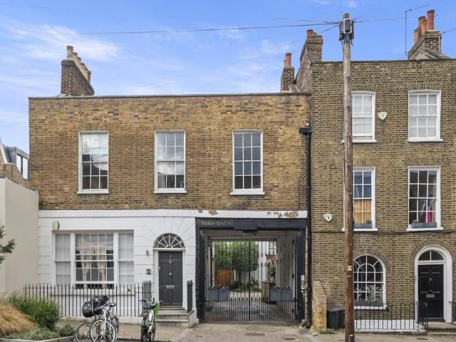 apartment in Charlton Place, Angel