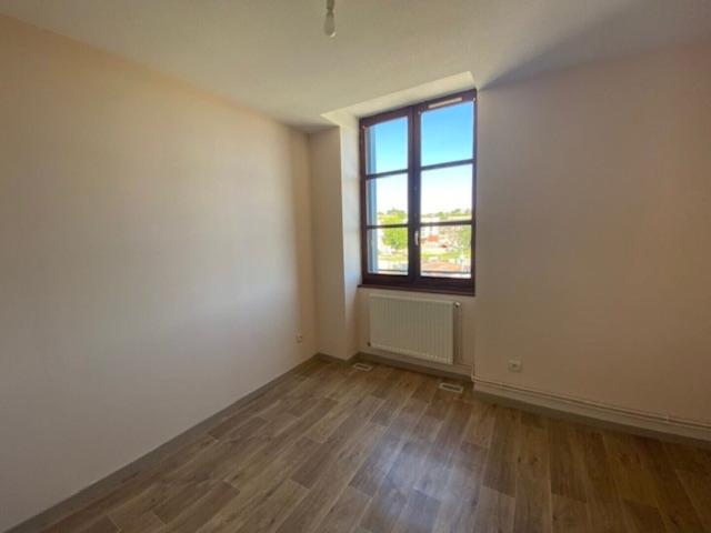 apartment in CHARLIEU