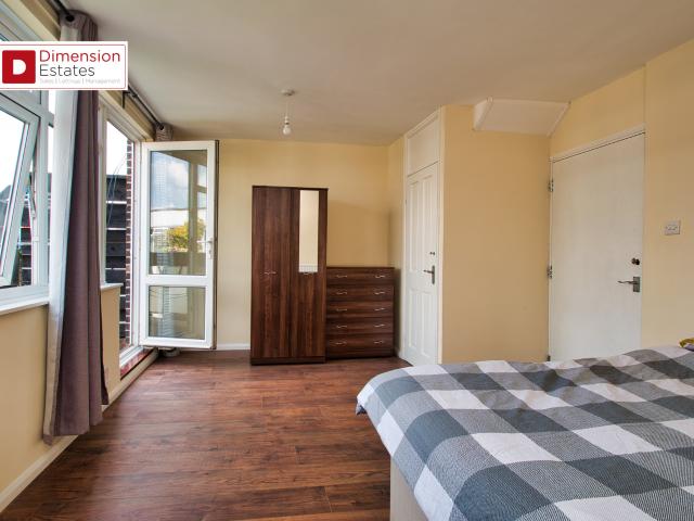 apartment in Chart Street, N1