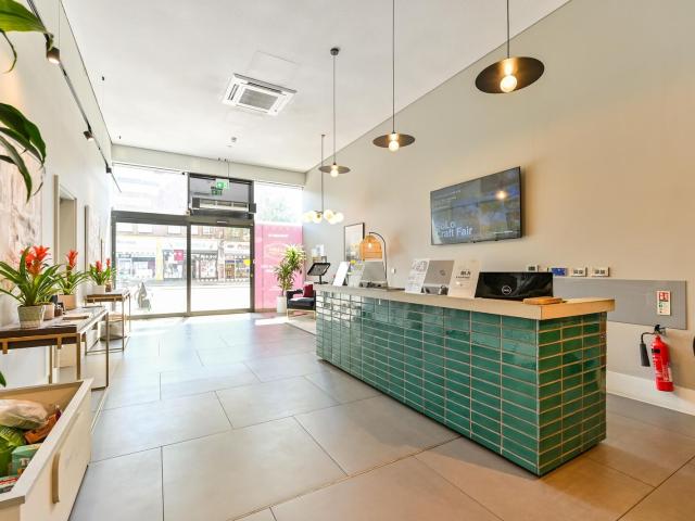 apartment in Charter Place