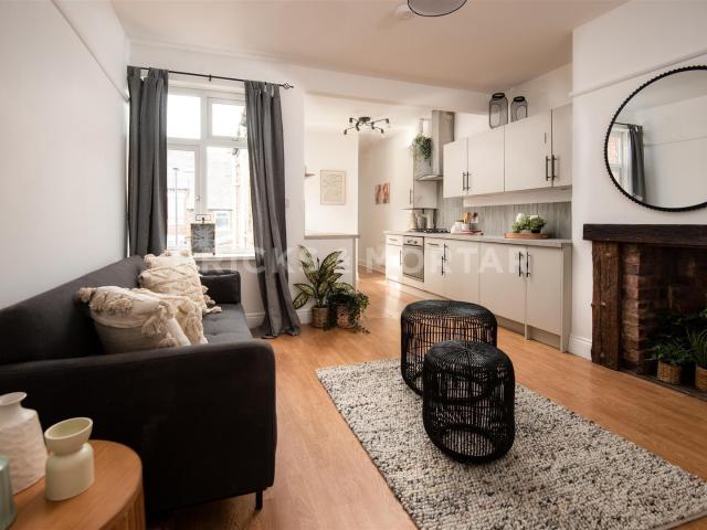 apartment in Chillingham Road, Newcastle Upon Tyne