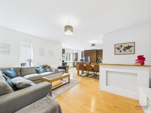 apartment in Cirencester Road, Charlton Kings, GL53