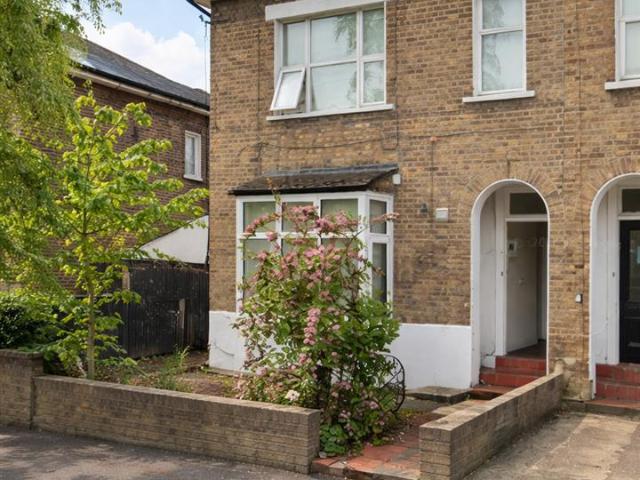 Apartment In Clarence Road, Croydon Cr0