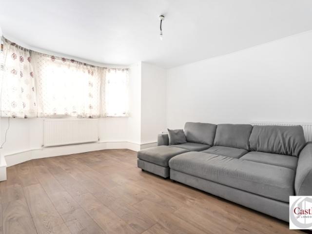 apartment in Cranwich Road