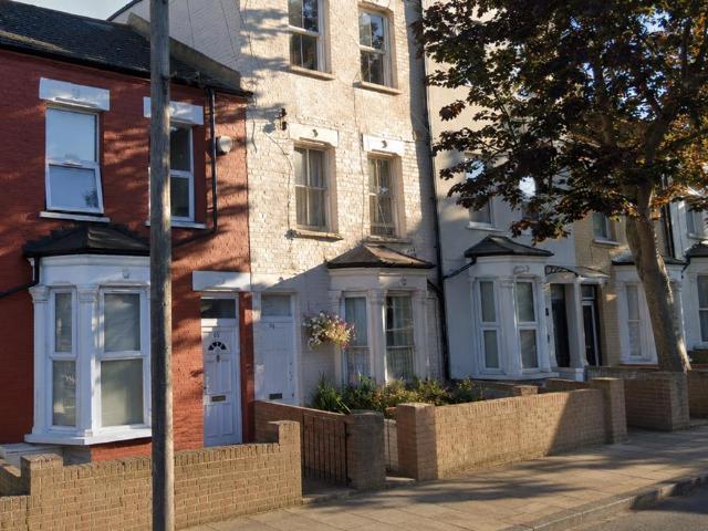 Apartment In Craven Park Road, London N15