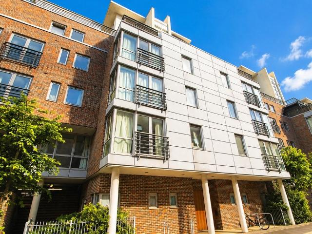 apartment in Cross Street, Southsea, Portsmouth