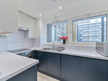 apartment in Crownstone Road