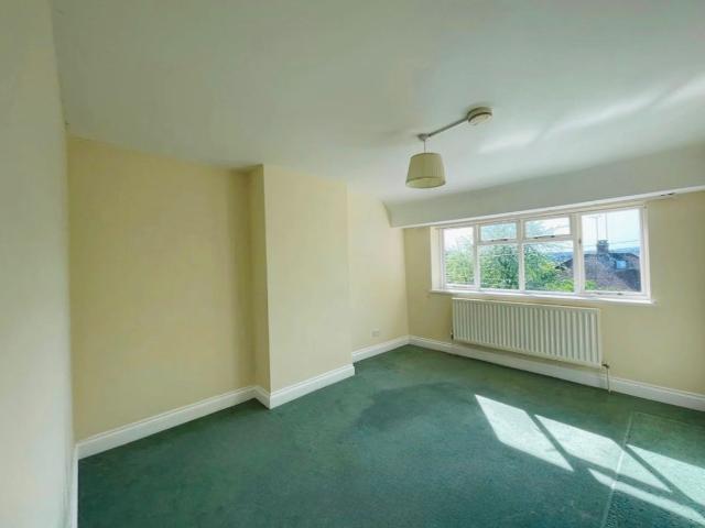 apartment in A Beverley Gardens, Wembley