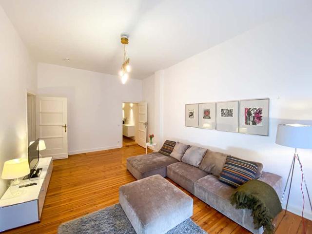 Apartment in Am Hamburger Bahnhof, Berlin for 84 m² with 2 bedrooms