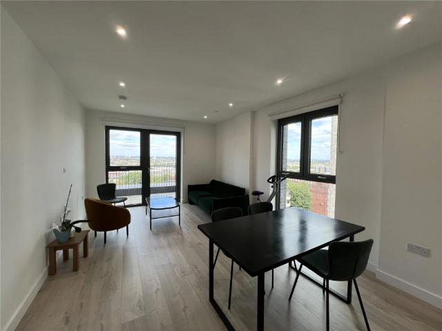 apartment in Anax Street, London, N4