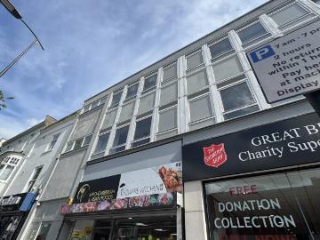 apartment in Abington Street Northampton