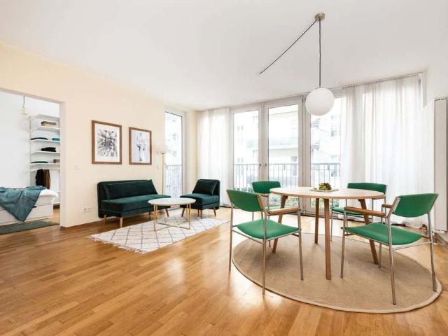 Apartment in Ackerstraße, Berlin for 70 m² with 1 bedroom