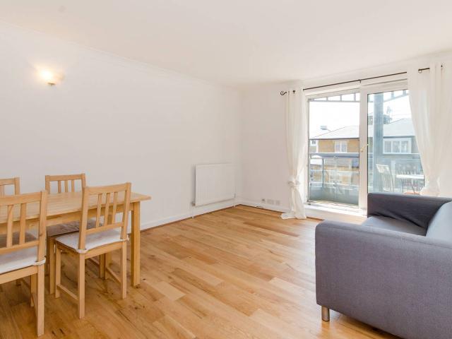 apartment in Admiral Walk