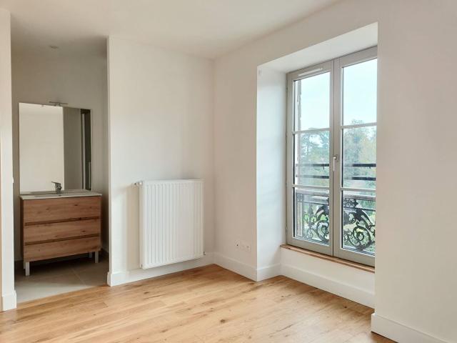 apartment in ALBIGNY SUR SAONE