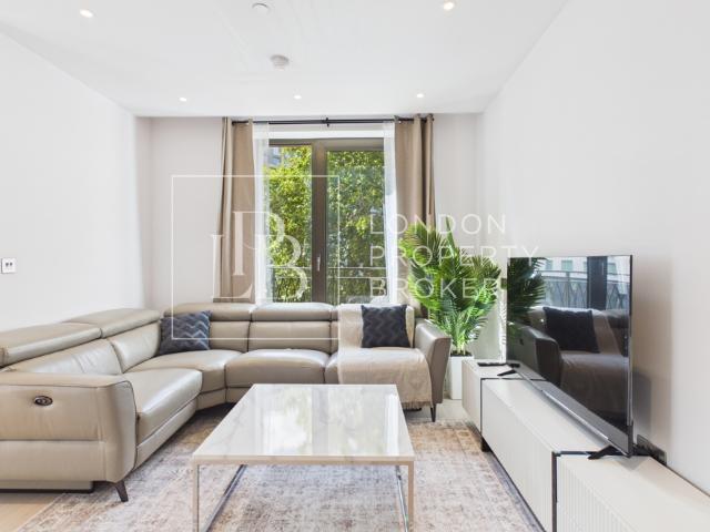 Apartment in Alcindor Mansions, West End Gate, W2