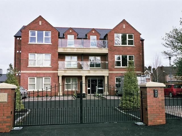apartment in Apt 3 Holly Hall, 3a Green Road, Belfast, BT5 6JA