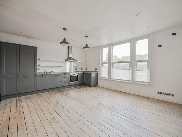 apartment in Archway Road, N6