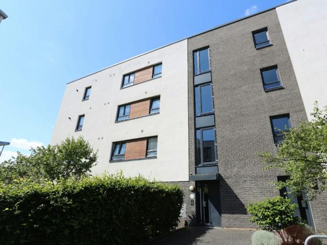 apartment in Arneil Place, Flat 13 Crewe Toll, Edinburgh, EH5