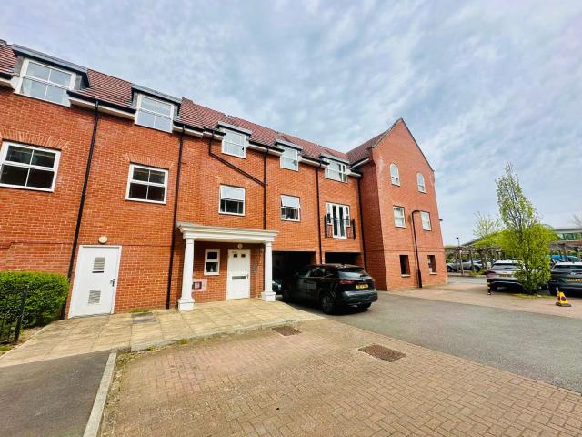 apartment in Ashville Way