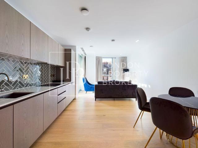 Apartment in Atlas Building, City Road, EC1V