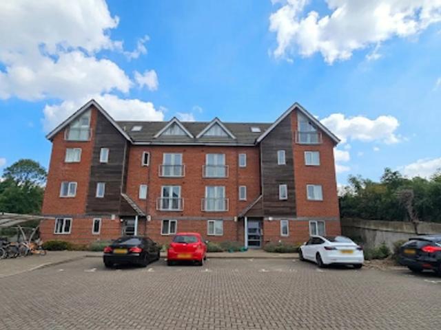 apartment in. Boughton Road, Rugby