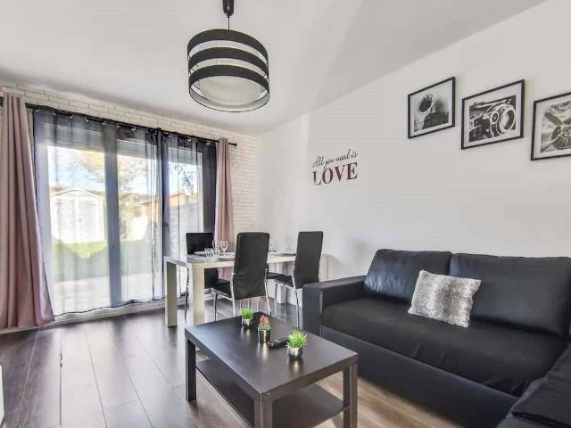 Apartment in Boulevard de la Marsange, Bailly Romainvilliers wit