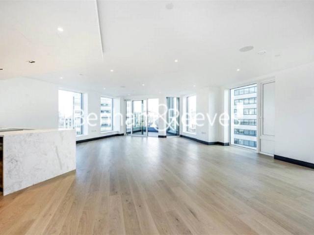 apartment in Beadon Road, London, W6